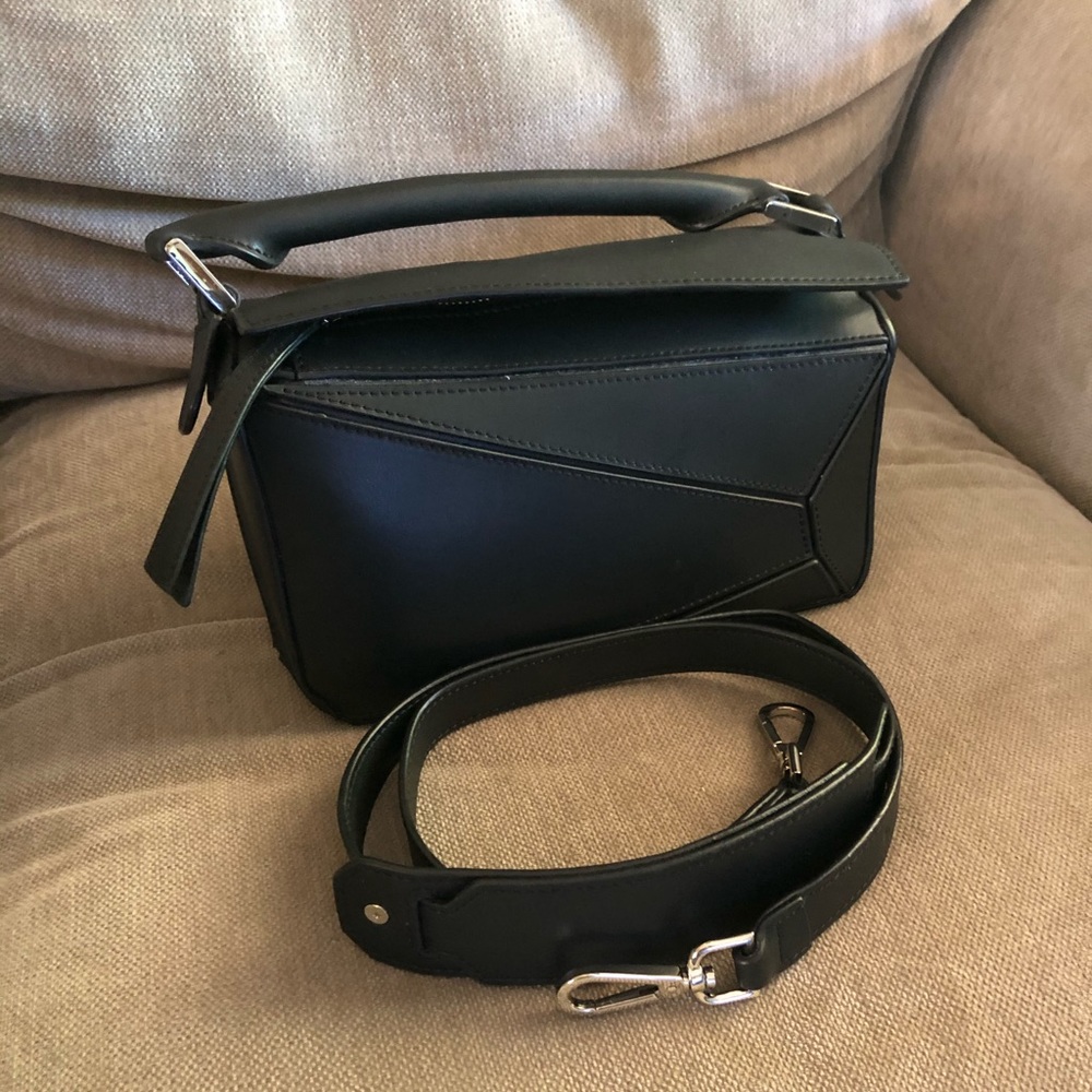 Small black Puzzle bag dupe - smooth leather